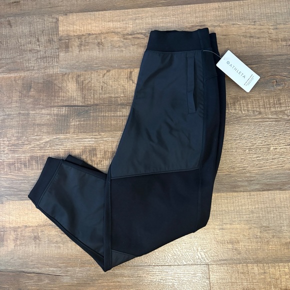 NWT ATHLETA Get Set Hybrid Jogger - Picture 6 of 9